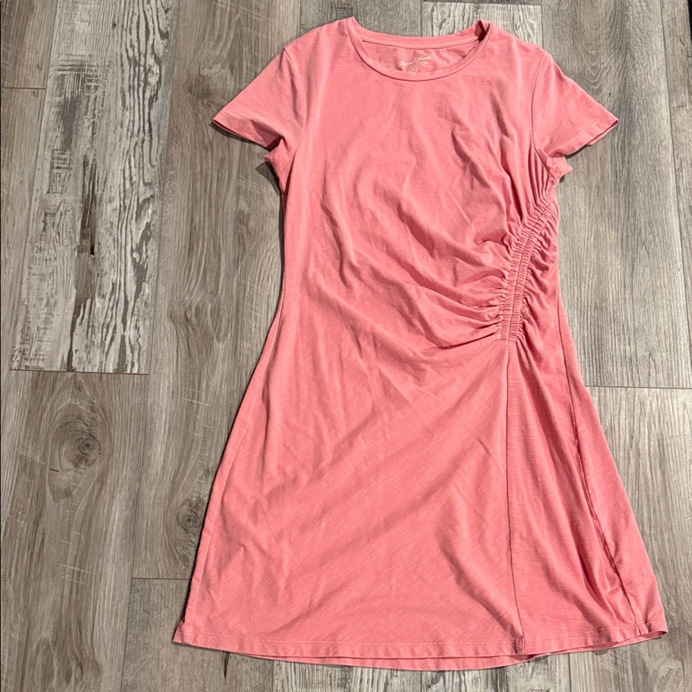 Free when bundled- Cute Universal Thread jersey dress